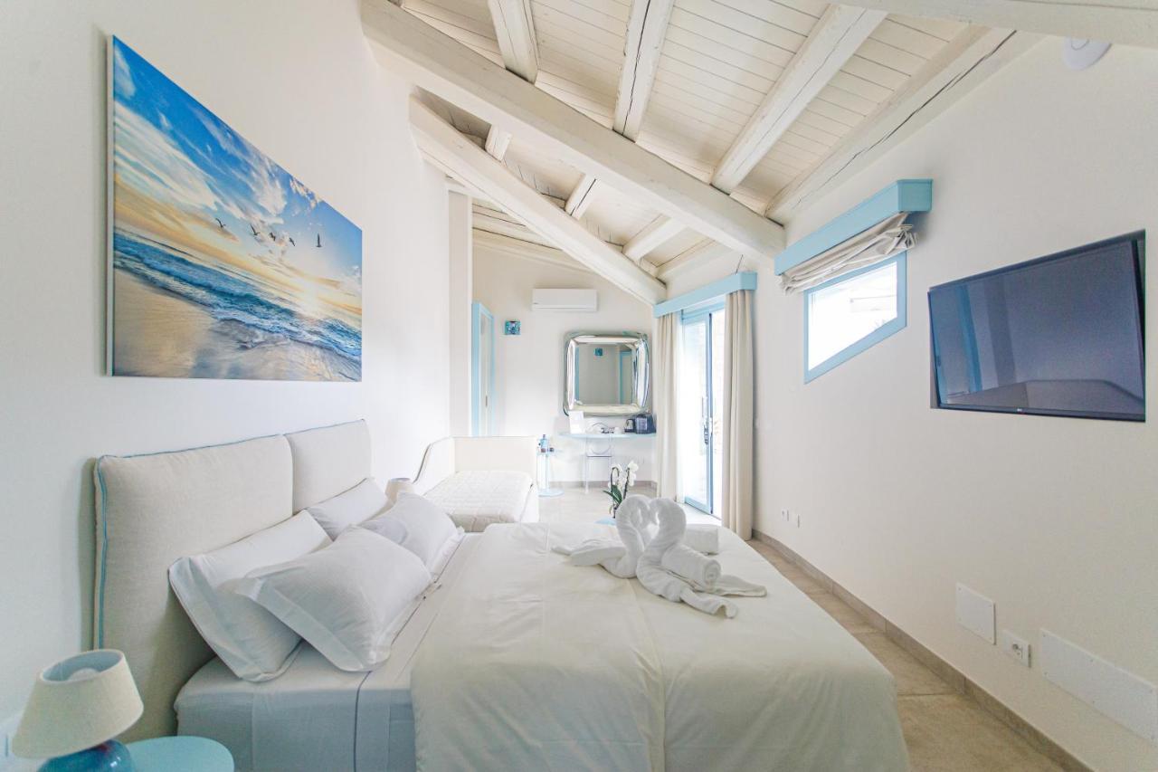 Hotel Oasi Blu Sardinia 5*