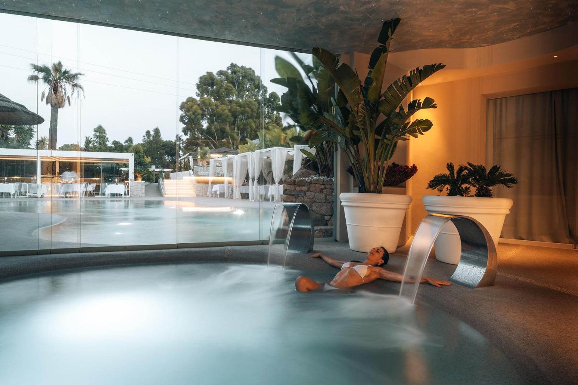 Oasi Blu Sardinia Hotel 5*